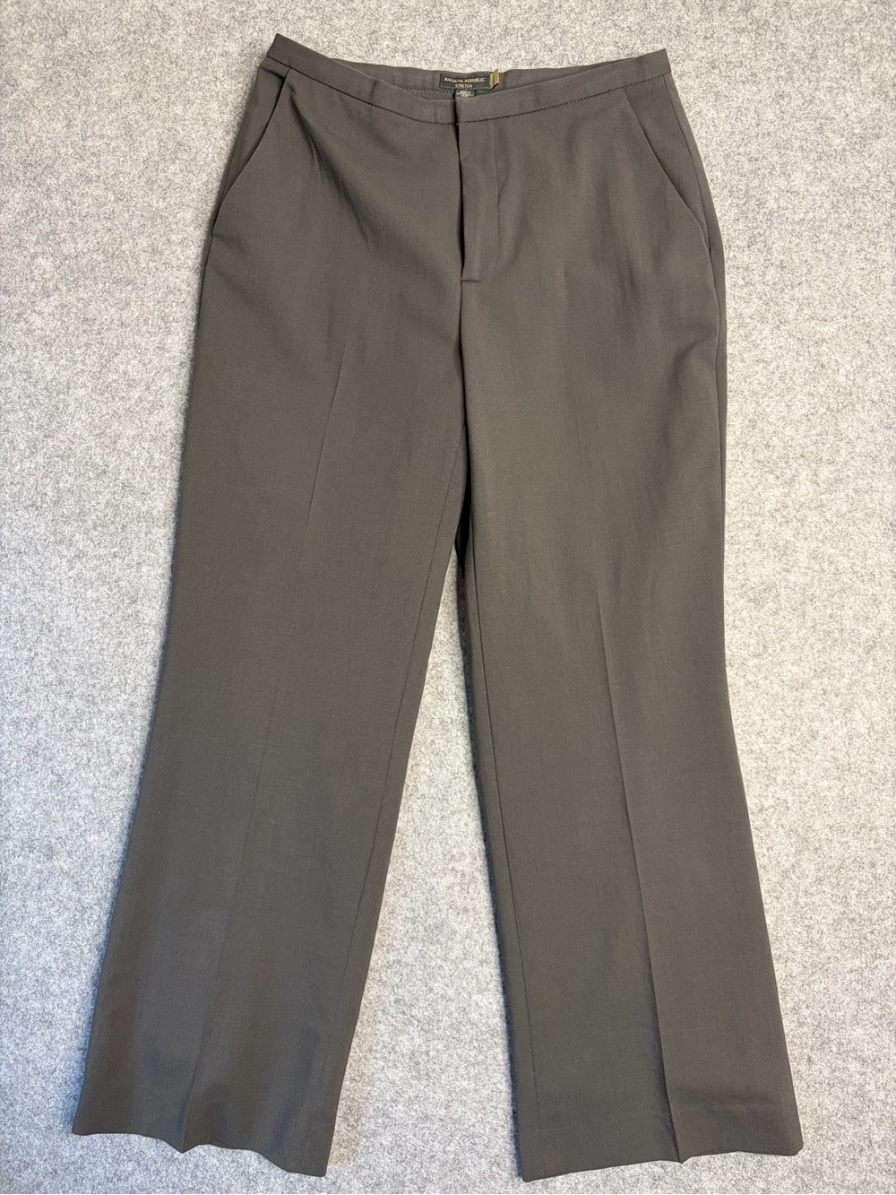 Banana Republic Women's Straight Leg Trousers in Gray